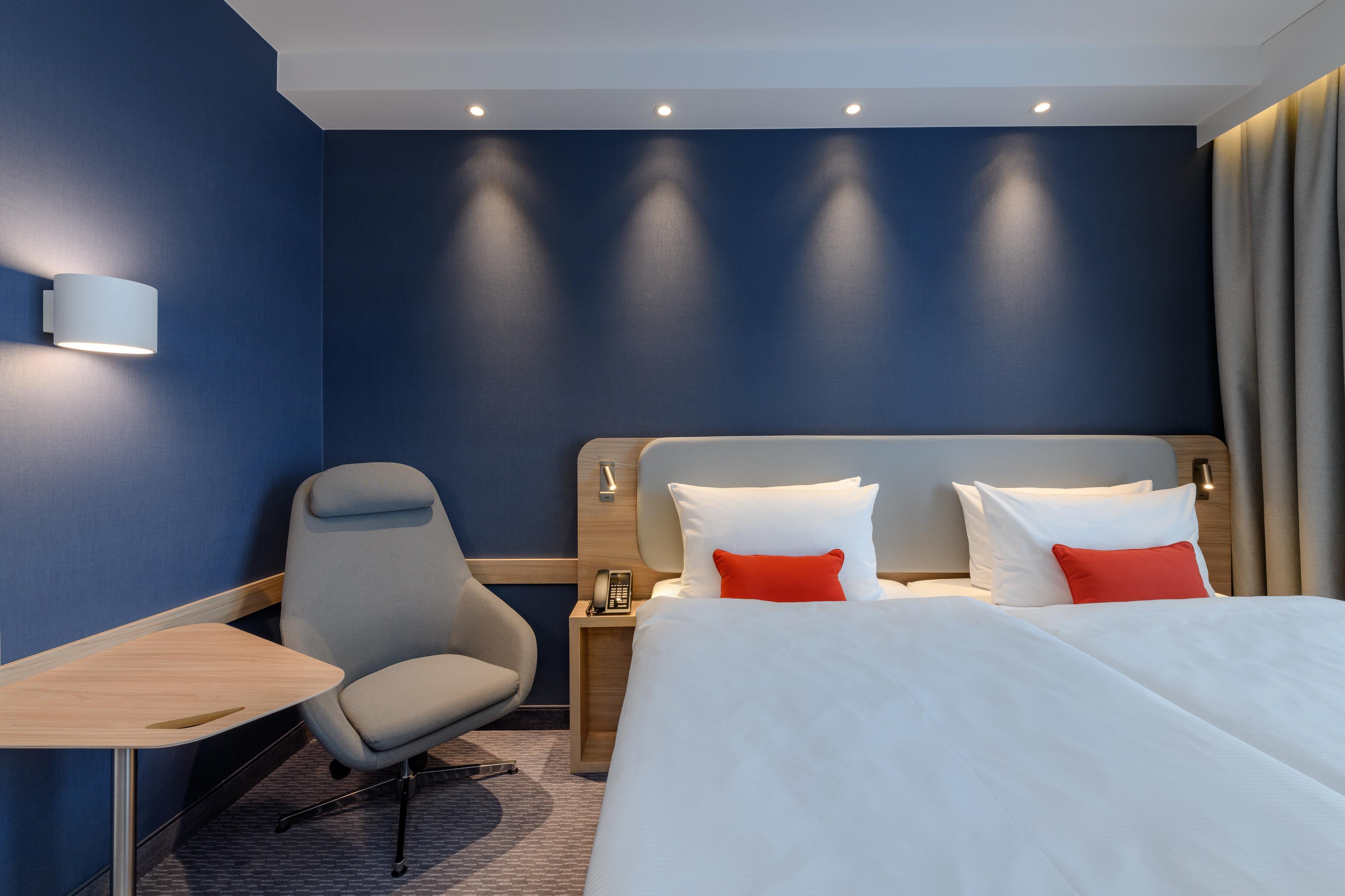 Holiday Inn Express Goettingen By Ihg Экстерьер фото